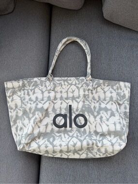 Alo Grey Tie-Dye Canvas Tote Bag